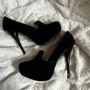 Black Velour Pumps